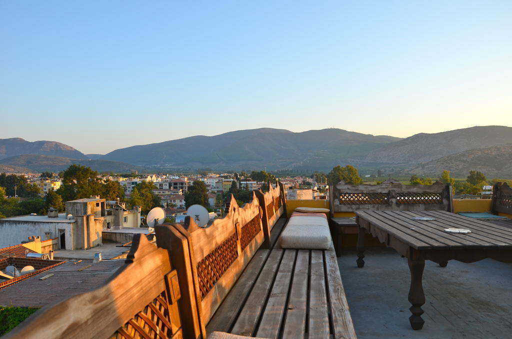 Homeros Pension & Guesthouse Selçuk Bagian luar foto