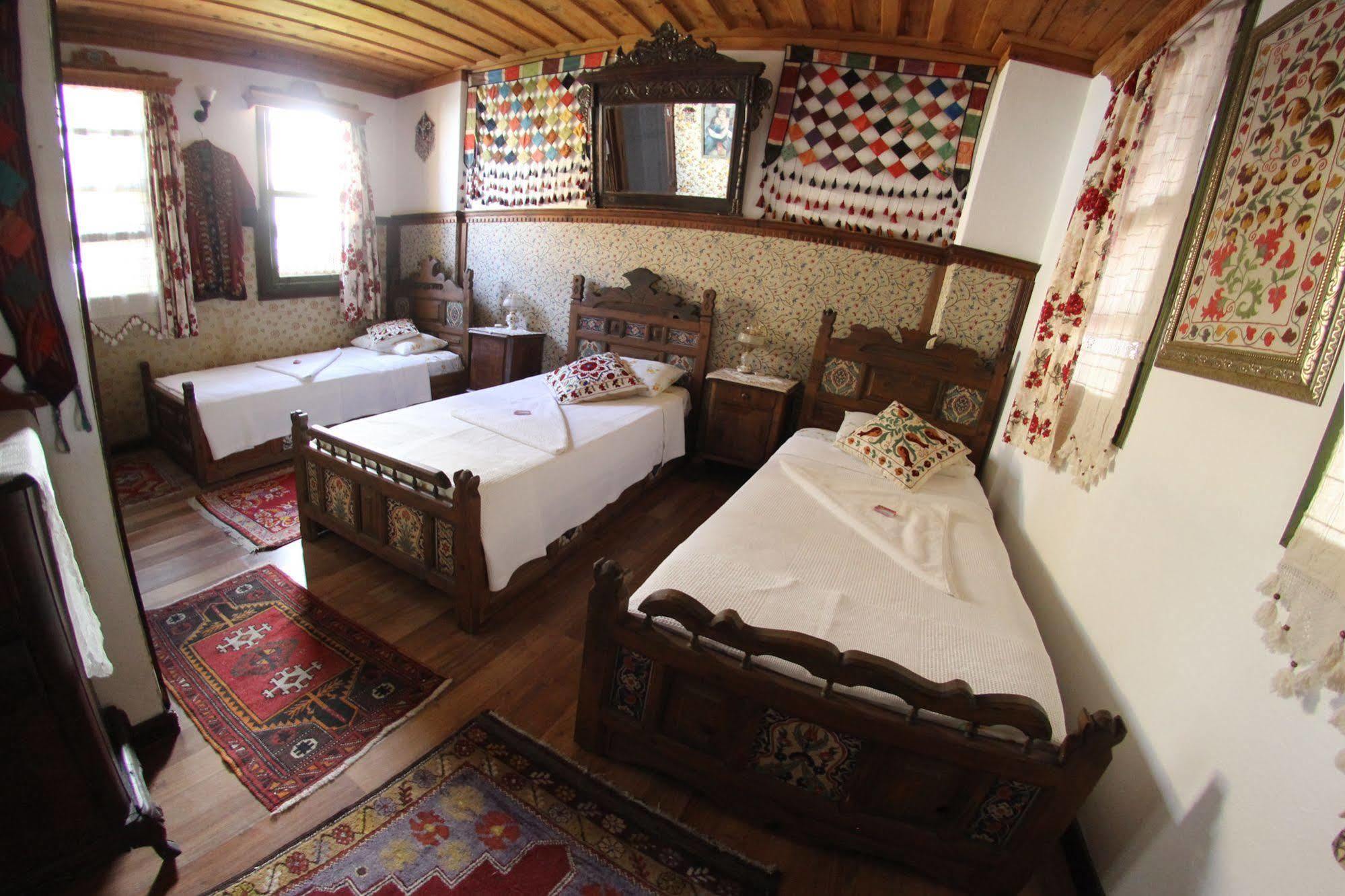 Homeros Pension & Guesthouse Selçuk Bagian luar foto