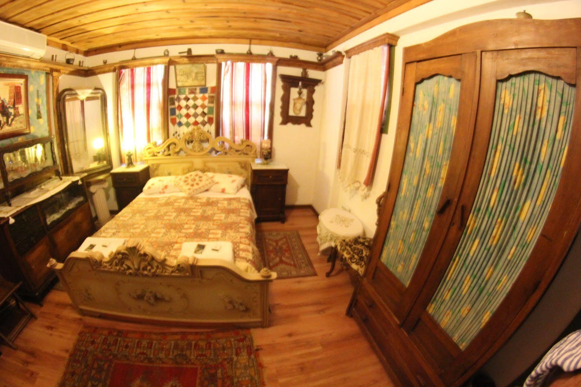 Homeros Pension & Guesthouse Selçuk Bagian luar foto