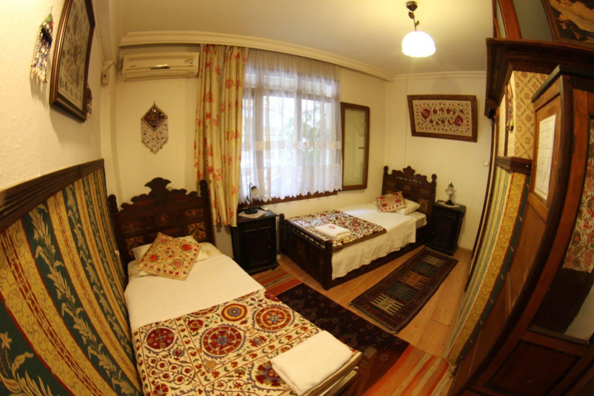 Homeros Pension & Guesthouse Selçuk Bagian luar foto